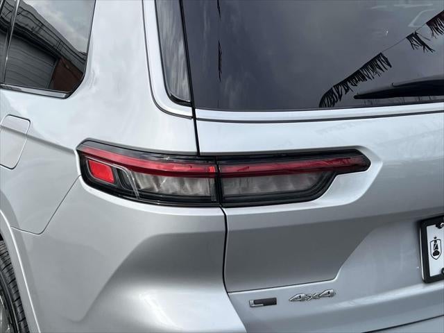 2021 Jeep Grand Cherokee L Summit