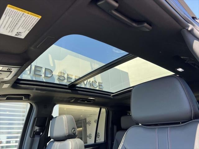 2025 Chevrolet Suburban RST