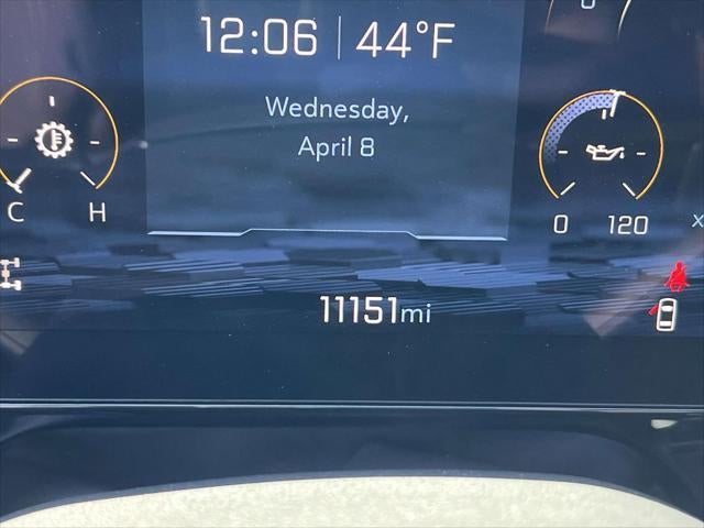 2025 Chevrolet Suburban RST