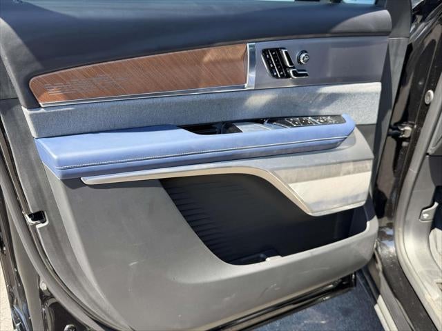 2026 Cadillac VISTIQ Premium Luxury