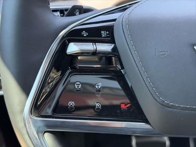 2026 Cadillac VISTIQ Premium Luxury