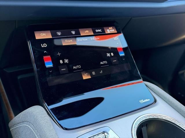 2026 Cadillac VISTIQ Premium Luxury