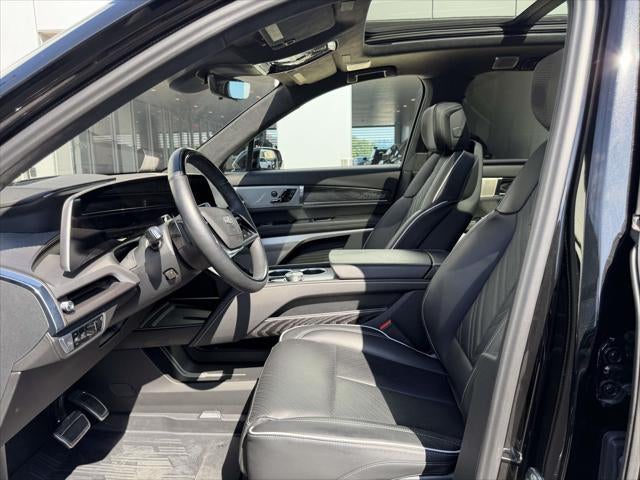 2026 Cadillac VISTIQ Platinum