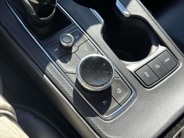 2023 Cadillac XT4 AWD Luxury