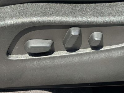 2024 Cadillac XT4 AWD Luxury