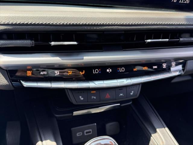 2024 Cadillac XT4 AWD Luxury