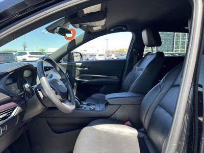 2022 Cadillac XT4 AWD Luxury