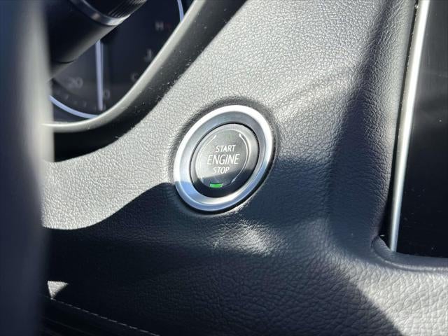 2022 Cadillac XT4 AWD Luxury