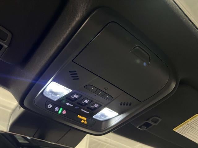 2024 Cadillac XT4 AWD Premium Luxury