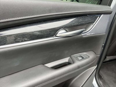 2022 Cadillac XT5 AWD Premium Luxury