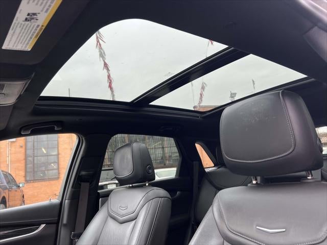 2022 Cadillac XT5 AWD Premium Luxury