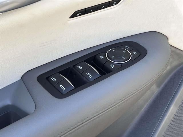 2025 Cadillac XT5 AWD Premium Luxury