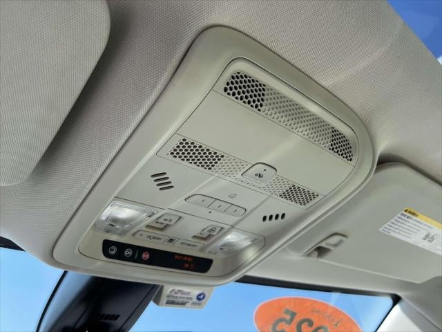 2025 Cadillac XT5 AWD Premium Luxury