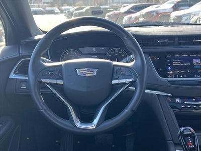 2024 Cadillac XT6 FWD Luxury