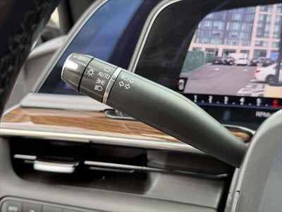 2023 Cadillac Escalade 4WD Premium Luxury