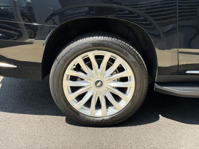 2024 Cadillac Escalade ESV 4WD Luxury