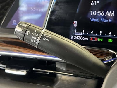 2023 Cadillac Escalade ESV 4WD Luxury