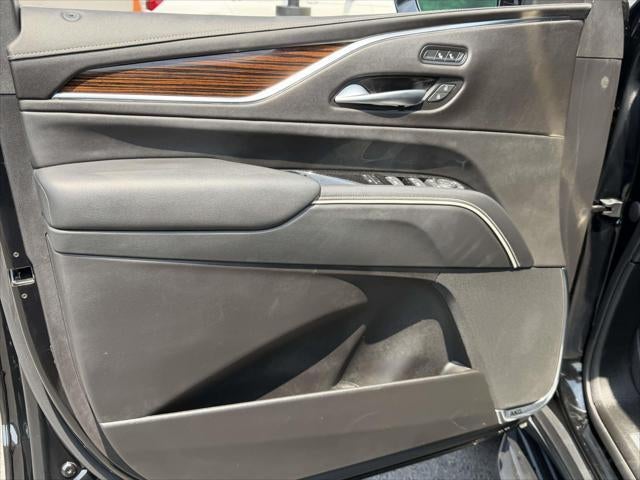 2023 Cadillac Escalade ESV 4WD Luxury