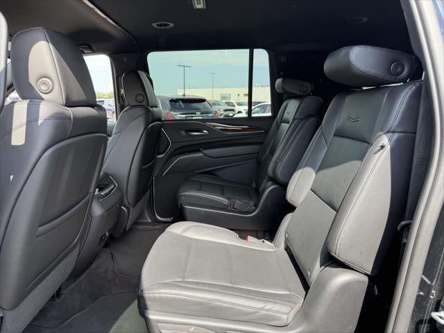 2023 Cadillac Escalade ESV 4WD Luxury