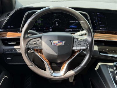 2023 Cadillac Escalade ESV 4WD Luxury