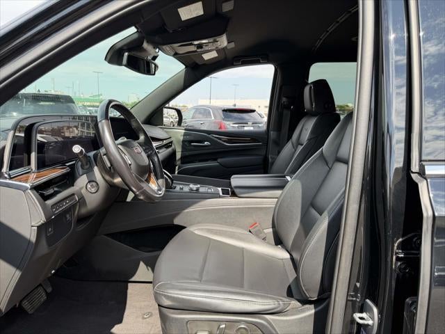 2023 Cadillac Escalade ESV 4WD Luxury