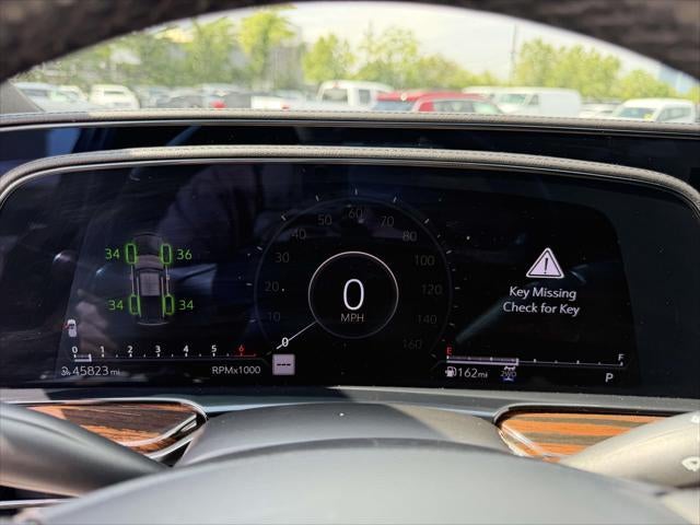 2023 Cadillac Escalade ESV 4WD Luxury