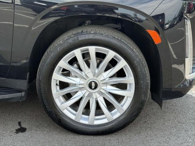 2023 Cadillac Escalade ESV 4WD Luxury