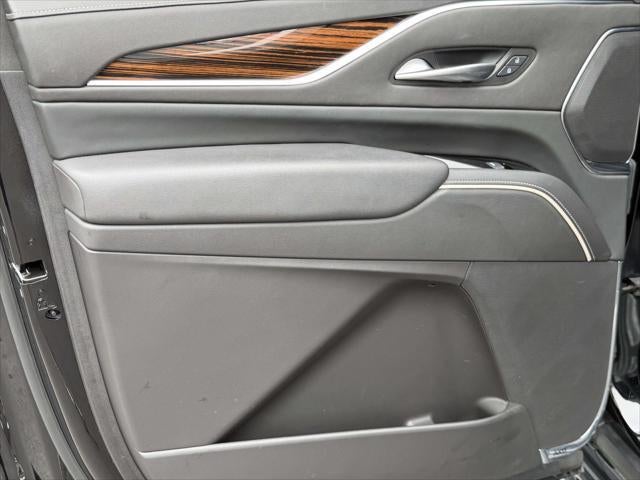 2024 Cadillac Escalade ESV 4WD Premium Luxury