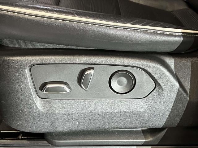 2023 Cadillac Escalade ESV 4WD Premium Luxury