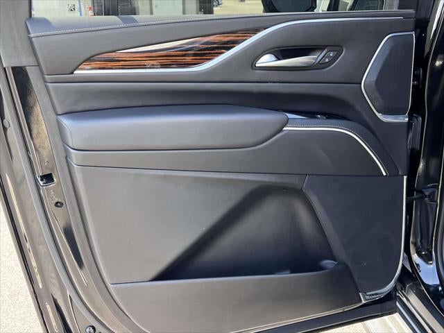 2024 Cadillac Escalade ESV 4WD Premium Luxury