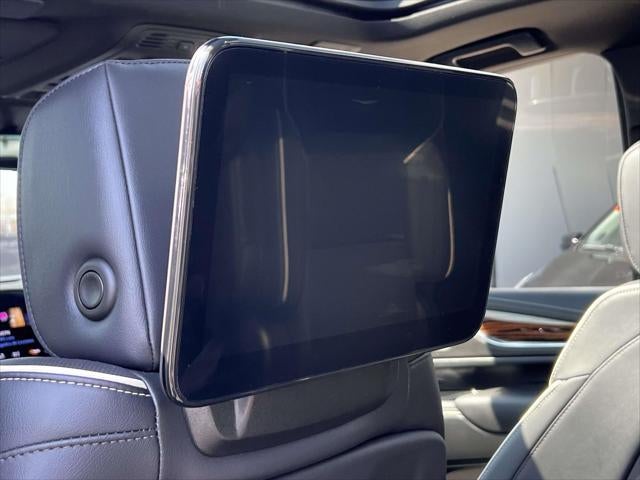 2024 Cadillac Escalade ESV 4WD Premium Luxury