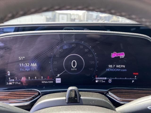 2024 Cadillac Escalade ESV 4WD Premium Luxury