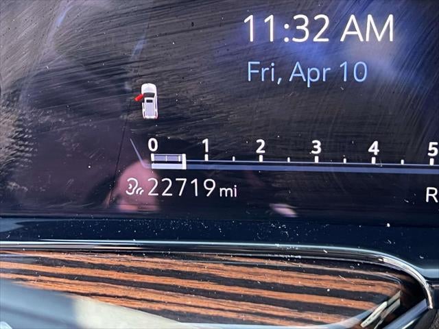 2024 Cadillac Escalade ESV 4WD Premium Luxury