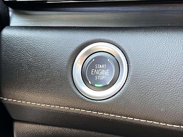 2024 Cadillac Escalade ESV 4WD Premium Luxury