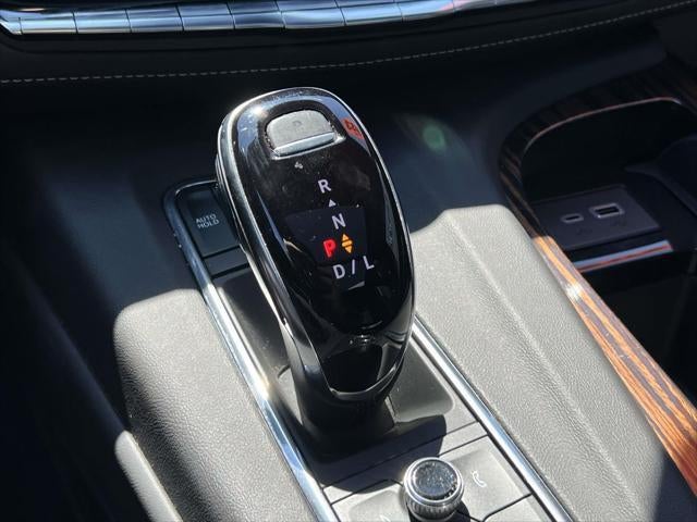 2023 Cadillac Escalade ESV 4WD Premium Luxury