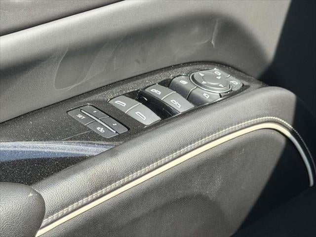 2024 Cadillac Escalade ESV 4WD Premium Luxury Platinum