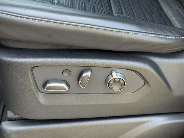 2024 Cadillac Escalade ESV 4WD Premium Luxury Platinum