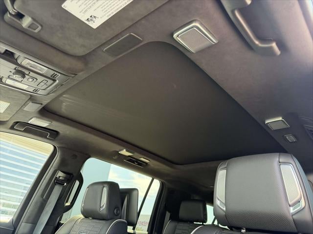 2024 Cadillac Escalade ESV 4WD Premium Luxury Platinum