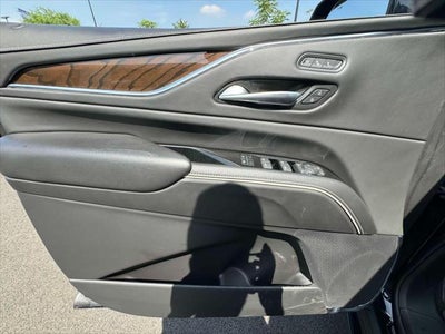 2024 Cadillac Escalade ESV 4WD Premium Luxury Platinum