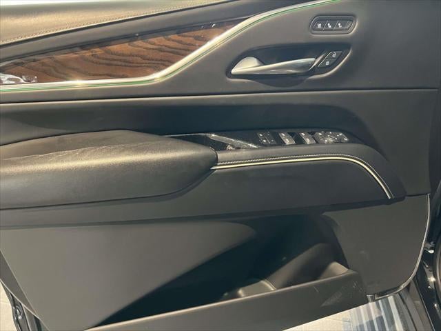 2023 Cadillac Escalade ESV 4WD Sport Platinum