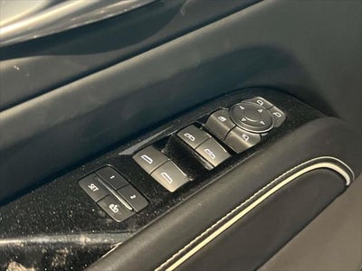 2023 Cadillac Escalade ESV 4WD Sport Platinum