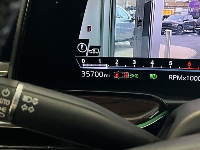 2023 Cadillac Escalade ESV 4WD Sport Platinum