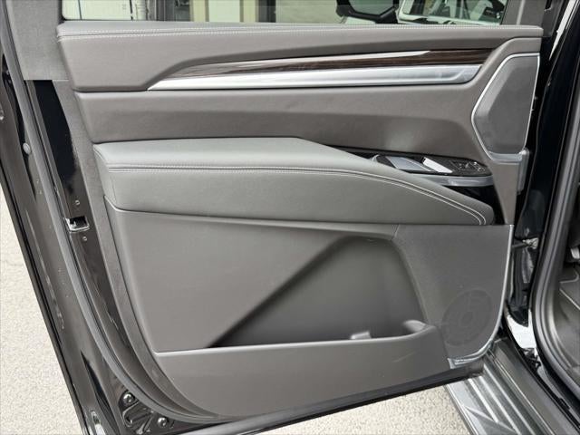 2026 Cadillac Escalade ESV 4WD