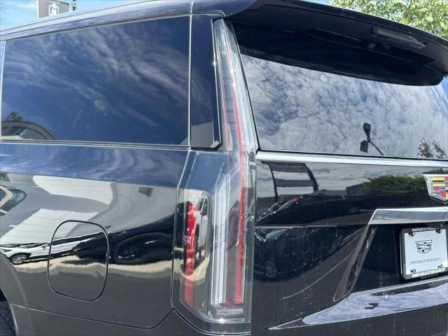 2026 Cadillac Escalade ESV 4WD
