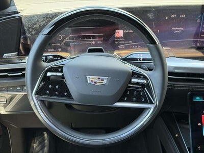 2025 Cadillac Escalade ESV 4WD Luxury