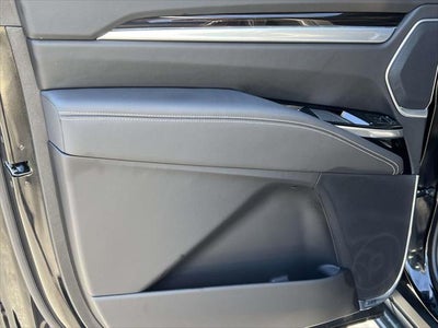 2025 Cadillac Escalade ESV 4WD Premium Luxury