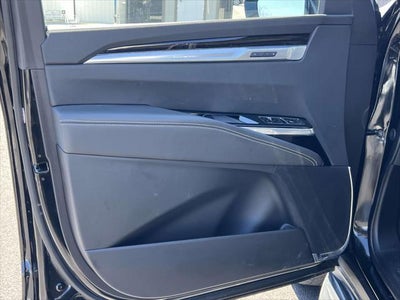 2025 Cadillac Escalade ESV 4WD Premium Luxury