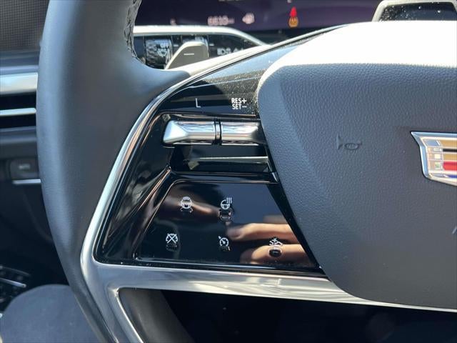 2025 Cadillac Escalade ESV 4WD Premium Luxury