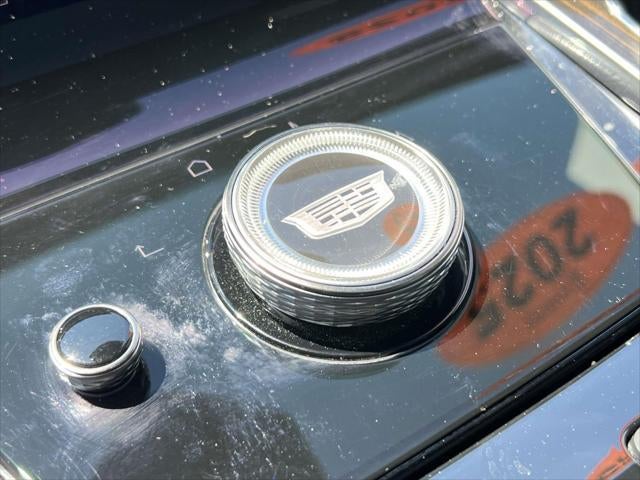 2025 Cadillac Escalade ESV 4WD Premium Luxury