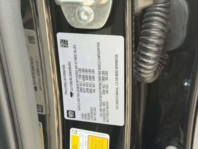 2025 Cadillac Escalade ESV 4WD Premium Luxury